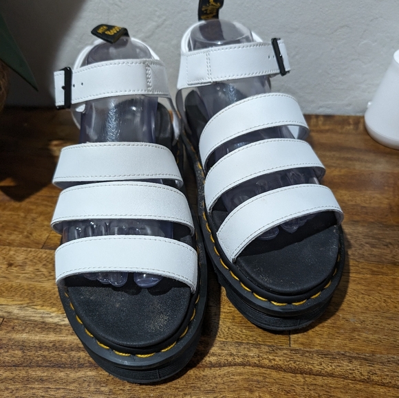 Dr Martens Blaire Quad White Hydro Leather Sandals Woman’s Size 8 - Picture 3 of 7